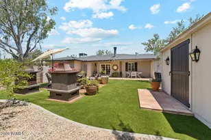 3201 E Colter St, Phoenix, AZ 85018 - Photo 28