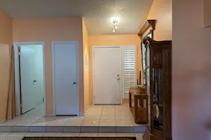 7138 W Jenan Dr, Peoria, AZ 85345 - Photo 6