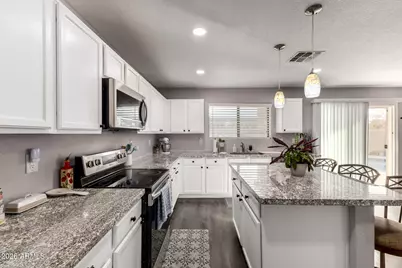 17061 W Marconi Avenue, Surprise, AZ 85388 - Photo 10