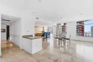 2402 E Esplanade Ln, Phoenix, AZ 85016 - Photo 12