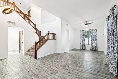 563 E Krista Way, Tempe, AZ 85284 - Photo 4