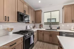 1821 W Kuralt Dr, Anthem, AZ 85086 - Photo 18