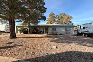 501 Earl Dr, Sierra Vista, AZ 85635 - Photo 1