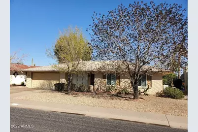 9350 W Glen Oaks Circle N, Sun City, AZ 85351 - Photo 1