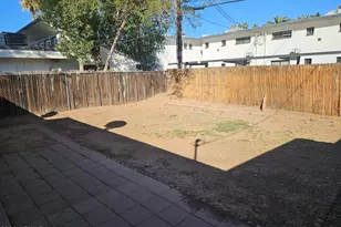 1510 E Highland Ave, Phoenix, AZ 85014 - Photo 18