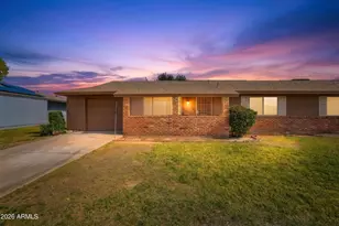 10528 W Saratoga Circle, Sun City, AZ 85351 - Photo 1