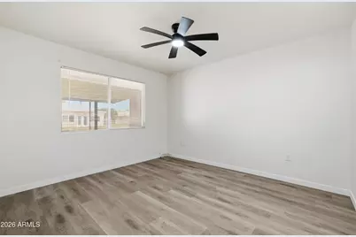 10528 W Saratoga Circle, Sun City, AZ 85351 - Photo 14