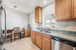 1108 W Mission Ln, Phoenix, AZ 85021 - Photo 10