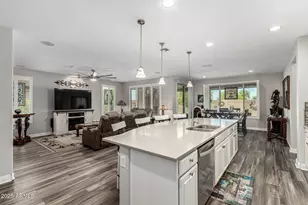 4523 N Petersburg Dr, Florence, AZ 85132 - Photo 16