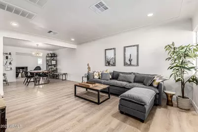 2539 E Campbell Avenue, Phoenix, AZ 85016 - Photo 2