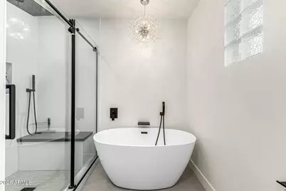 2539 E Campbell Avenue, Phoenix, AZ 85016 - Photo 16