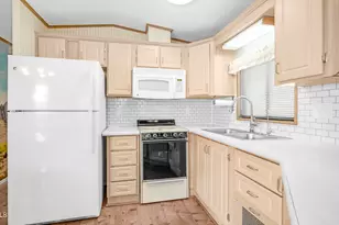 43 Iron Ore Dr, Apache Junction, AZ 85119 - Photo 16