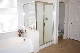 17998 W Banff Ln, Surprise, AZ 85388 - Photo 10