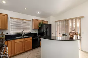 3537 W Tina Ln, Glendale, AZ 85310 - Photo 4