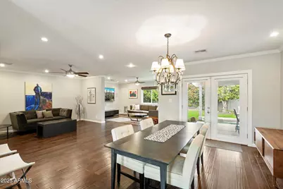 3328 E Turney Avenue, Phoenix, AZ 85018 - Photo 8