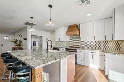 7339 E Wilshire Drive, Scottsdale, AZ 85257 - Photo 10