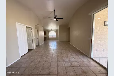 12742 W Monte Vista Road, Avondale, AZ 85392 - Photo 6