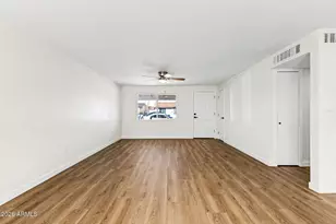 5921 W Hubbell St, Phoenix, AZ 85035 - Photo 8