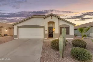 13438 W Redfield Rd, Surprise, AZ 85379 - Photo 2