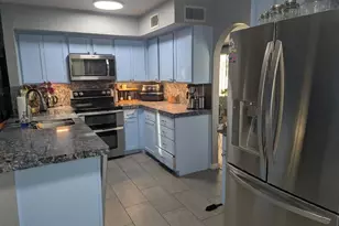 9808 S 45th Pl, Phoenix, AZ 85044 - Photo 2