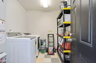 123 W South Mountain Ave, Phoenix, AZ 85041 - Photo 30