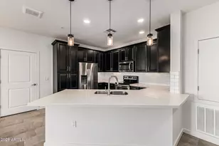 2511 W Queen Creek Rd, Chandler, AZ 85248 - Photo 4