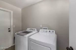 7953 W Sahuaro Dr, Peoria, AZ 85345 - Photo 24