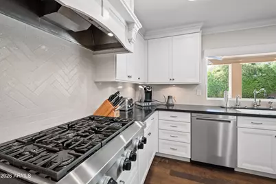 8001 E Del Joya Drive, Scottsdale, AZ 85258 - Photo 10