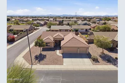 23009 W Papago Street, Buckeye, AZ 85326 - Photo 2
