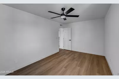 6332 W Shangri La Road, Glendale, AZ 85304 - Photo 18