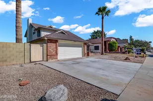 6332 W Shangri La Rd, Glendale, AZ 85304 - Photo 2