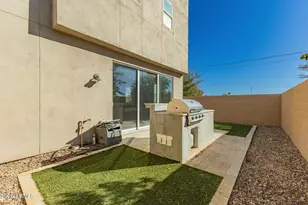 7045 W Carter Dr, Chandler, AZ 85226 - Photo 32
