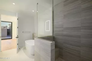 4849 N Camelback Rdg Dr, Scottsdale, AZ 85251 - Photo 14