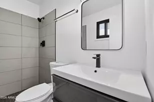 1405 E Campus Dr, Tempe, AZ 85282 - Photo 12