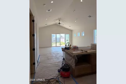 2009 E Don Carlos Avenue, Tempe, AZ 85281 - Photo 2