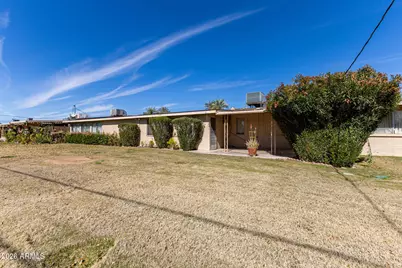 10511 W Clair Drive, Sun City, AZ 85351 - Photo 28