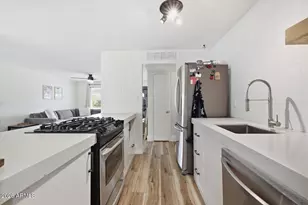 13822 N 38th Pl, Phoenix, AZ 85032 - Photo 8