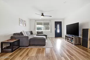 13822 N 38th Pl, Phoenix, AZ 85032 - Photo 4