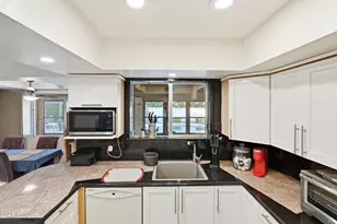 3830 E Shangri La Rd, Phoenix, AZ 85028 - Photo 22