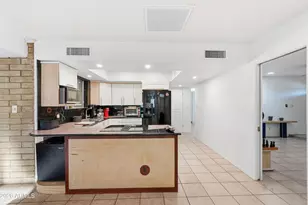 3830 E Shangri La Rd, Phoenix, AZ 85028 - Photo 18