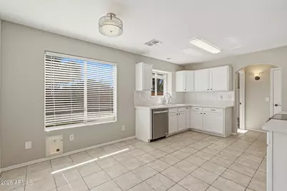 1789 E Carla Vista Drive, Gilbert, AZ 85295 - Photo 8