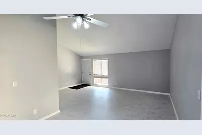 4220 W Palo Verde Drive, Phoenix, AZ 85019 - Photo 10