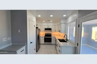 4220 W Palo Verde Drive, Phoenix, AZ 85019 - Photo 16