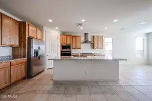 13723 W Calle De Baca Ln, Peoria, AZ 85383 - Photo 4