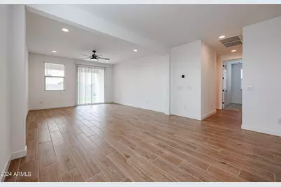 17285 W Alexandria Way, Surprise, AZ 85388 - Photo 8