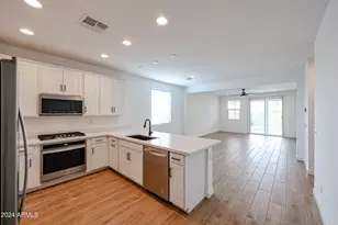 17285 W Alexandria Way, Surprise, AZ 85388 - Photo 4