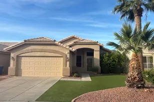 1076 W Glenmere Dr, Chandler, AZ 85224 - Photo 1