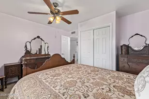 3201 W Acoma Dr, Phoenix, AZ 85053 - Photo 22