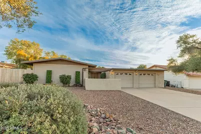 409 E Port Au Prince Lane, Phoenix, AZ 85022 - Photo 2