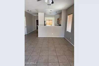 11634 W Western Avenue, Avondale, AZ 85323 - Photo 2